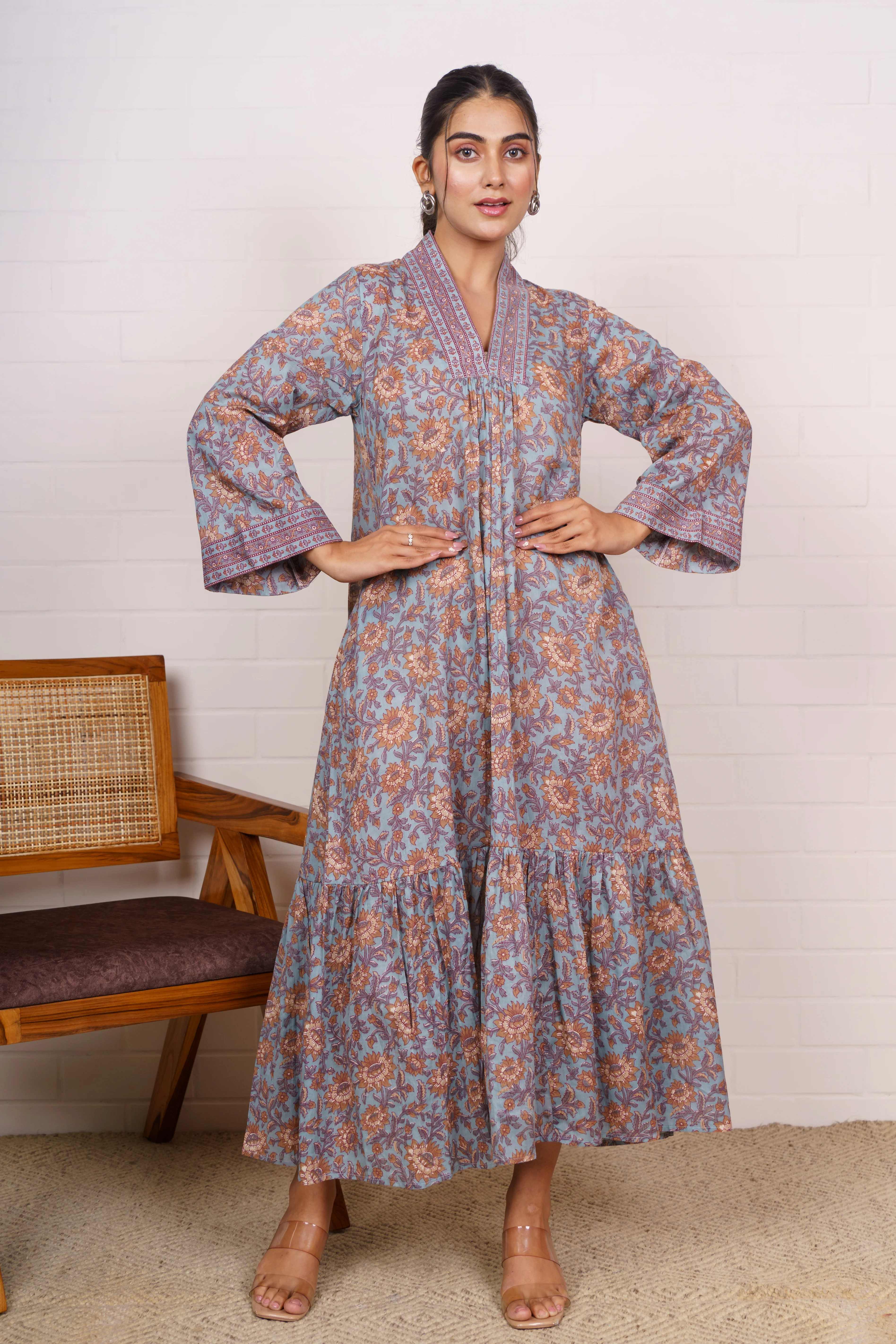 Vintage Floral V-Neck Maxi Dress-NFD79